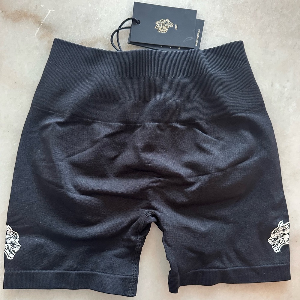 NWT DARC SPORT- EVERSON SIERRA SEAMLESS SHORTS size small